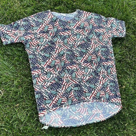 Lularoe top American flag 🇺🇸 patriotic patriotic 4th of July Lady‎ Liberty 2XL - Picture 3 of 7